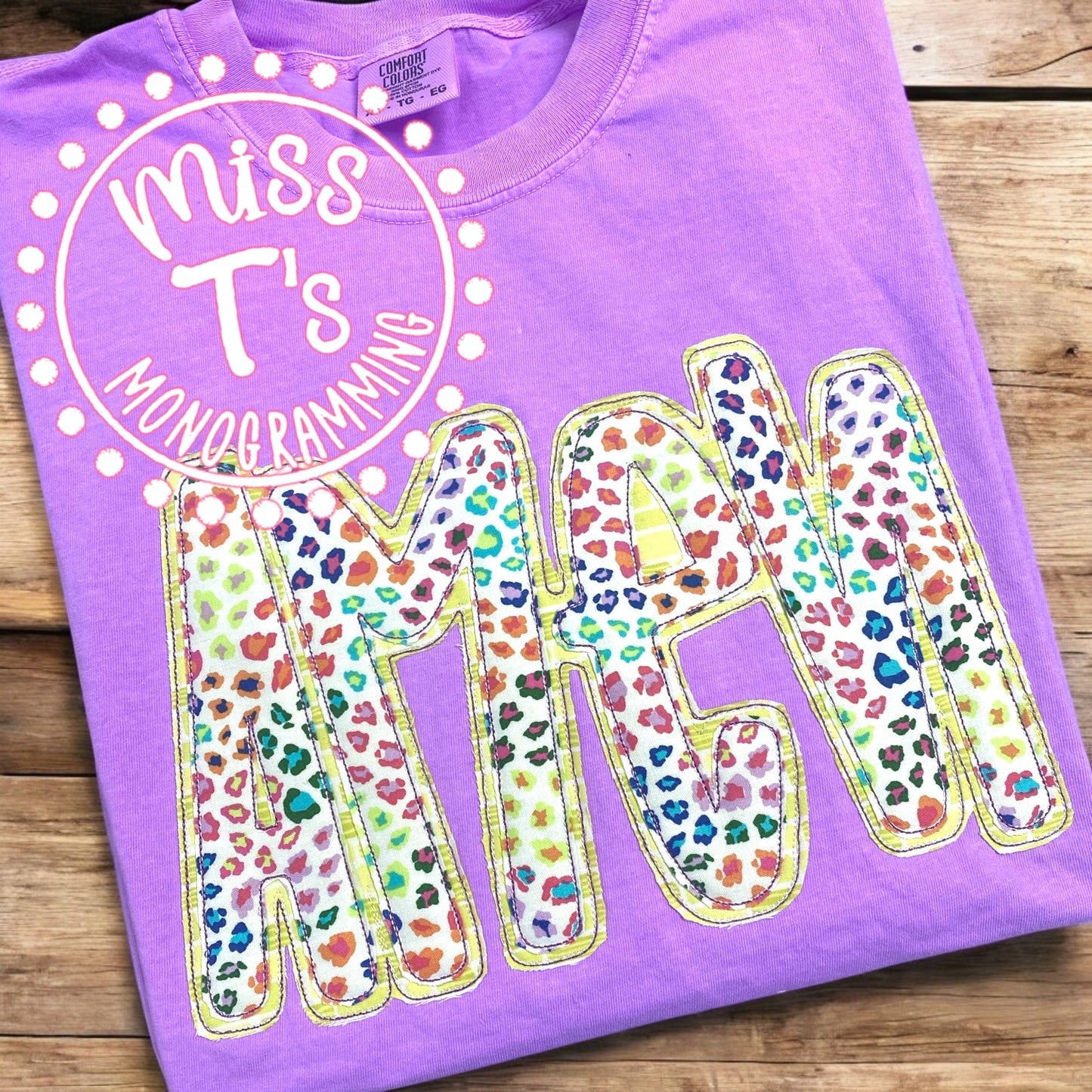 AMEN LEOPARD DOUBLE STACK APPLIQUE COMFORT COLOR TEE