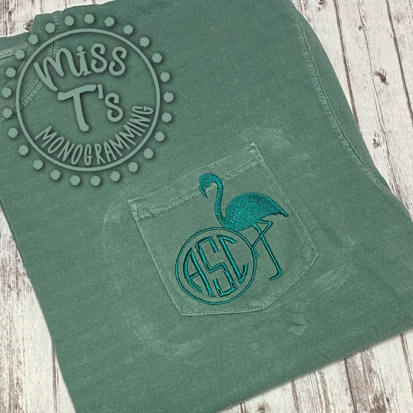 MONOCHROMATIC FLAMINGO MONOGRAM TEE