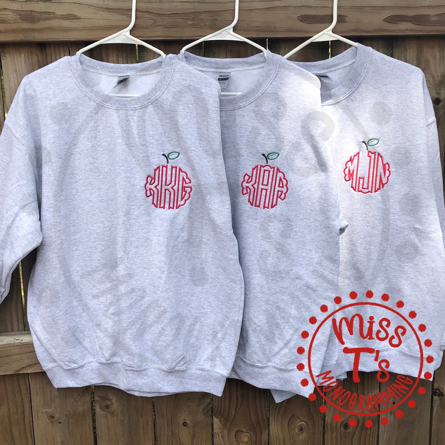 APPLE STEM MONOGRAM SWEATSHIRT