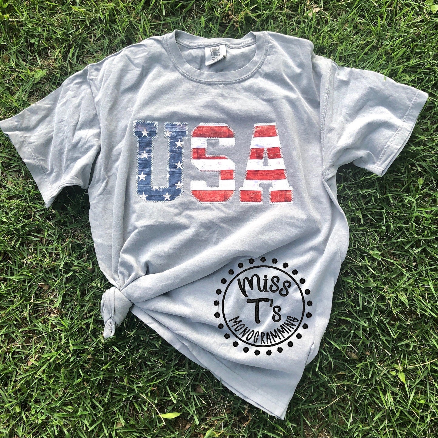 RTS:---LARGE-GREY---USA STARS AND STRIPES VARSITY APPLIQUE TSHIRT